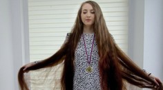 Najdlhšie vlasy Slovenska má mladé dievča z Prievidze. Zapísali ju do knihy rekordov