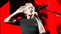 Bývalý frontman skupiny Pink Floyd sa zastal Putina. Vojnový zločinec je podľa neho Biden