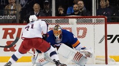 Haláka zasypali strelami, on však svoj tím podržal