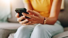 Umelá inteligencia v medicíne môže pomôcť aj uškodiť. Lekári upozorňujú na nové riziká