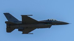 Na letisku v Kuchyni pristáli tri nové stíhačky F-16. Slovensko ich má k dispozícii už desať