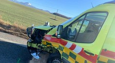 Pri Martine havarovala sanitka a neskôr aj hasiči, ktorí smerovali na miesto činu