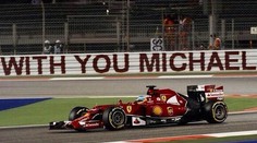 Fernando Alonso a jeho dojímavý skutok: "Sme s Tebou Michael"
