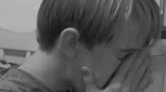 Tínedžer (14) sa chcel zabiť. Nakrútil, čo cítia šikanované deti