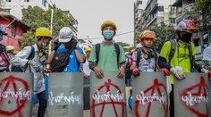 Najkrvavejší deň od prevratu: Mjanmarská armáda strieľala do protestujúcich, zabila 38 ľudí