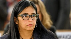 Venezuela bude čeliť agresii USA diplomatickou cestou, vyhlásila dočasná prezidentka Rodríguezová