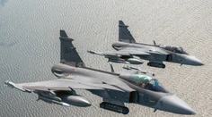 Ukrajina chce až 150 stíhačiek Gripen. Zelenskyj podpísal so Švédskom predbežnú dohodu