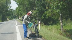 Dobrovoľne zbiera odpad pri štátnej hranici. Získal za to prestížne ocenenie