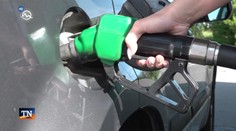 Slovenskí motoristi už nahnevali Maďarov v pohraničí. Pozrite si, čo vymysleli na čerpacích staniciach