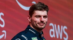 Žiadny veľký prestup sa nekoná. Verstappen predĺžil zmluvu s Red Bullom