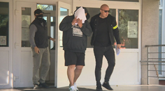 Súd poslal do väzby muža obvineného z výroby detskej pornografie a sexuálneho zneužívania. Obete majú byť minimálne dve