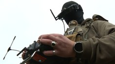 Vojna na Ukrajine zotiera hranice. Rozprávali sme sa s operátormi dronov aj zahraničnými bojovníkmi