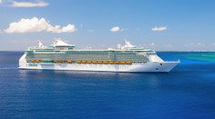 Bábätko (†1) sa starému otcovi vyšmyklo z rúk a zahynulo po páde z obrovskej výletnej lode