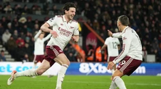 Premier League: Arsenal natiahol víťaznú sériu a upevnil si post lídra. Aston Villa predstihla „Citizens“