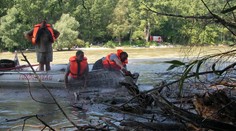 Polícia našla v Moste pri Bratislave mŕtve telo neznámeho muža