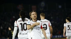 San Siro vo vare, milánske derby ovládlo AC a skresalo manko. Suslov si po zranení zvyká na väčšiu minutáž