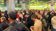Ako keď včely naraz vyletia z úľa. Aplikácia ukazuje exodus Rusov po vyhlásení mobilizácie