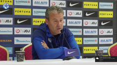 Hapal to po vypadnutí so slzami v očiach povedal na rovinu