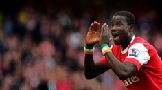 Špičkový hráč Arsenalu padol až na samé dno. Perie si v rukách, nemá ani na práčku