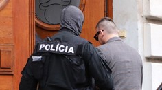 Konanie vyšetrovateľov a prokurátorov pozorne sledujeme, píše Úrad vlády SR v súvislosti s Bombicom