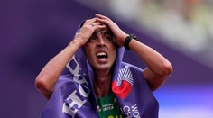 Brazílsky veterán Caio Bonfim sa konečne dočkal zlata. Slovák Dominik Černý v úvode viedol celý balík