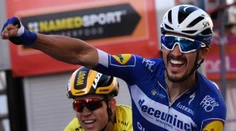 Sagan bojoval o víťazstvo, no v závere zaváhal. Miláno San Remo ovládol Francúz Alaphilippe