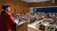 Koniec povinnej záverečnej práce na Slovensku? Študenti budú môcť školu ukončiť aj inak