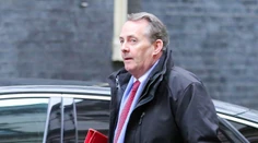 Britský minister Liam Fox: Existuje 50-percentná šanca, že Británia z EÚ nevystúpi