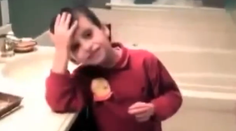 Malý chlapec stretol prvýkrát homosexuálov. Takto to pochopil