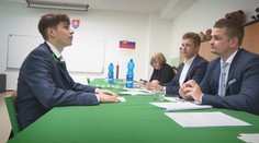 Ústne maturity tentoraz musia zvládnuť bez pomôcky. Boli sme sa pozrieť, ako sa študentom darilo