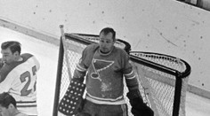 Patril k absolútnej špičke. Zomrela brankárska legenda Glenn Hall