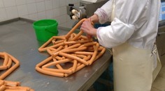 Pozrite sa, ako vzniká povestný hydinový separát