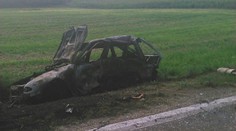 Príšerné! Policajt na juhu Slovenska narazil do auta, vodič v ňom zhorel