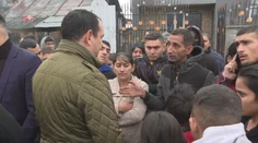 Rómovia žalujú hnutie Slovensko za 500 eur. Matovičovci prišli reagovať priamo do osady