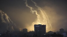 Izraelské lietadlá zasiahli v noci 150 podzemných objektov Hamasu