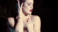 Kardashianka provokuje. Schudnutú postavu predvádza úplne nahá