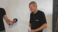 U muža, ktorý strieľal z balkóna na koscov, našli nacistické predmety. Je vo väzbe