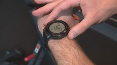 Inteligentné hodinky a prstene sú čoraz obľúbenejším doplnkom Slovákov. Experti však varujú