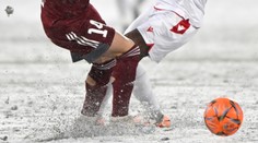 Prečo sa Niké liga musí hrať aj v decembri na zlých trávnikoch? Tu je reakcia kompetentných