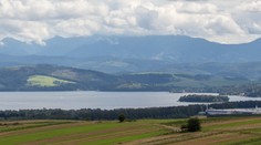 Aby ju nemuseli vypustiť, museli povolať potápačov. Vodohospodári sa pustili do dôležitej opravy Oravskej priehrady