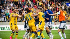 Dunajská Streda žiada hlavu šéfa rozhodcovskej komisie. Nekompetentnosť arbitrov ničí náš futbal, odkazuje klub
