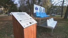 Nová atrakcia v Nitre: Nevšedné lavičky majú aj zábavnú funkciu