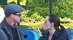 Karta sa obrátila. Angelina ešte nepodpísala rozvodové papiere, Brad zúri