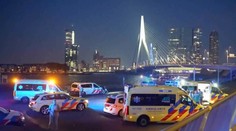 Útočník v Rotterdame nožom zabil jedného človeka a druhého zranil