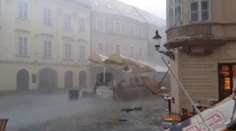 Spúšť, akú si Bratislava nepamätá. Pozrite si dramatické zábery