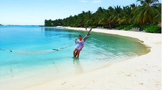 Adriana Poláková v exotike: Rafinovaná fotka v bikinách