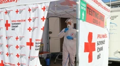 V utorok potvrdili ďalších 28 pacientov s koronavírusom, stúpol aj počet vyliečených