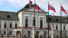 Kompletné výsledky volieb sme odprezentovali aj pred prezidentským palácom