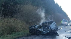 Tragická dopravná nehoda pri Žiline: Auto začalo po zrážke horieť, jedna žena zomrela