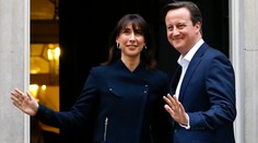 Voľby v Británii: Cameron má parlamentnú väčšinu, Farage a Clegg odstúpili